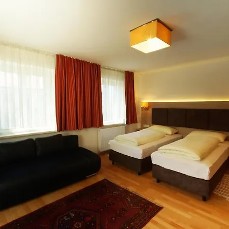 Zur Post Gasthuis 3*